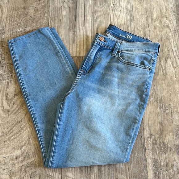 NWT J. Crew Lookout High Rise Crop Jeans. - Picture 3 of 9